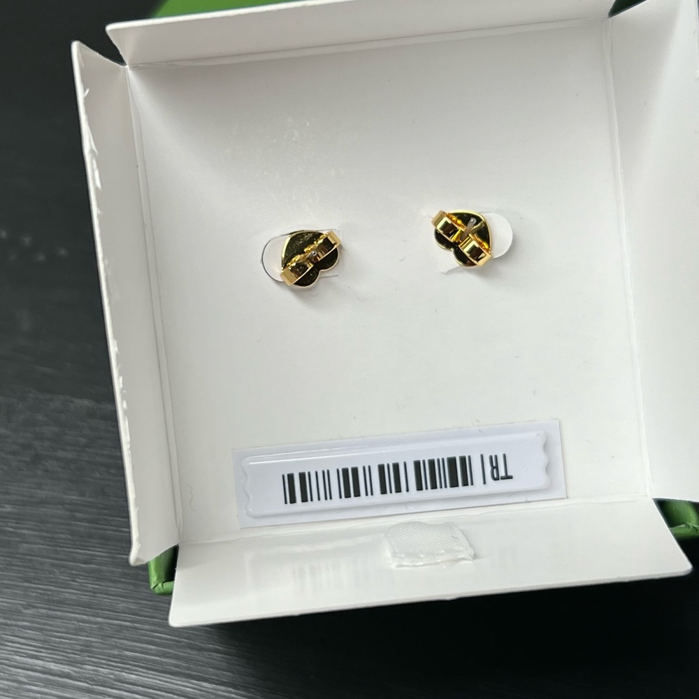 Kate Spade Pearls on Pearls stud earrings NWT/ NIB - Picture 5 of 5